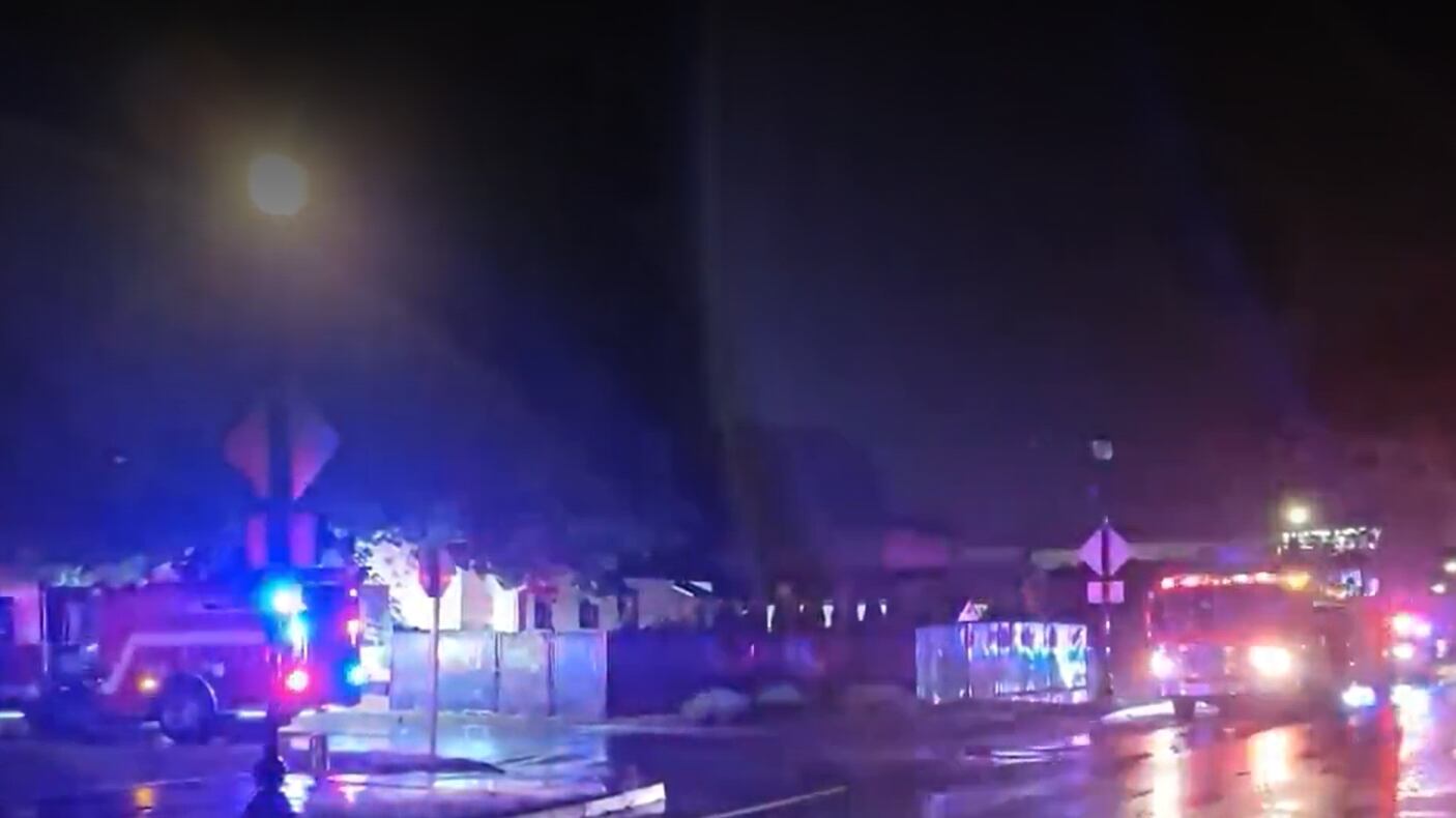 pregnancy_center_fire_jldrwv