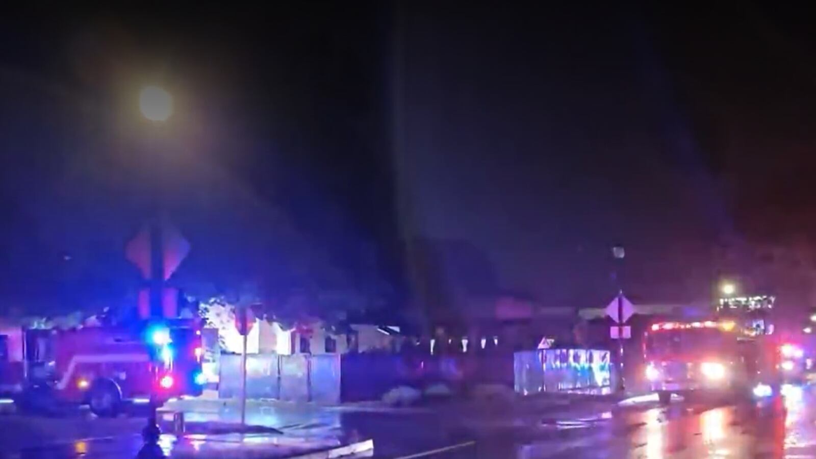 pregnancy_center_fire_jldrwv