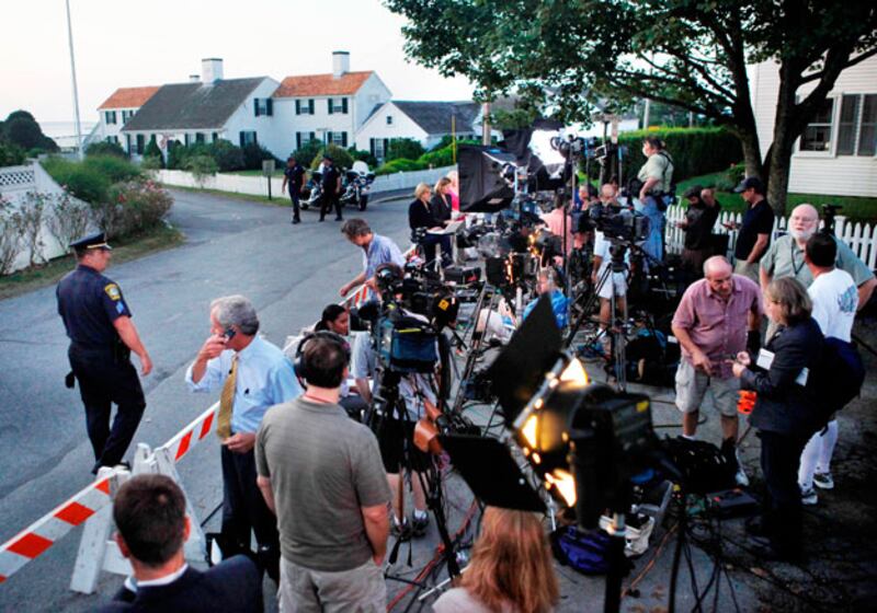 galleries/2009/08/26/teddy-s-final-days/kennedy-final-days-03_mv1sxn