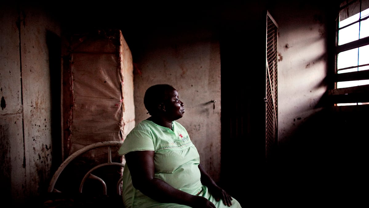 articles/2011/12/15/south-sudan-s-women-building-the-world-s-newest-nation/new-south-sudan-women-hunt_j6yybb