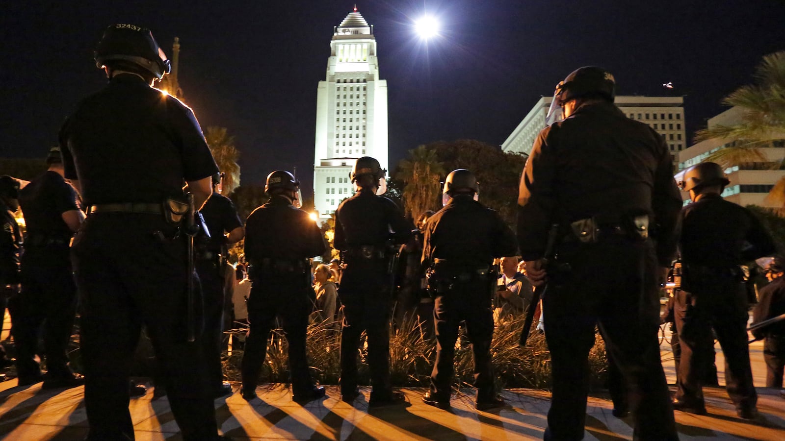 2014-11-25T120000Z_937868081_GM1EABP1G0D02_RTRMADP_3_USA-MISSOURI-SHOOTING-PROTESTS_qekscw