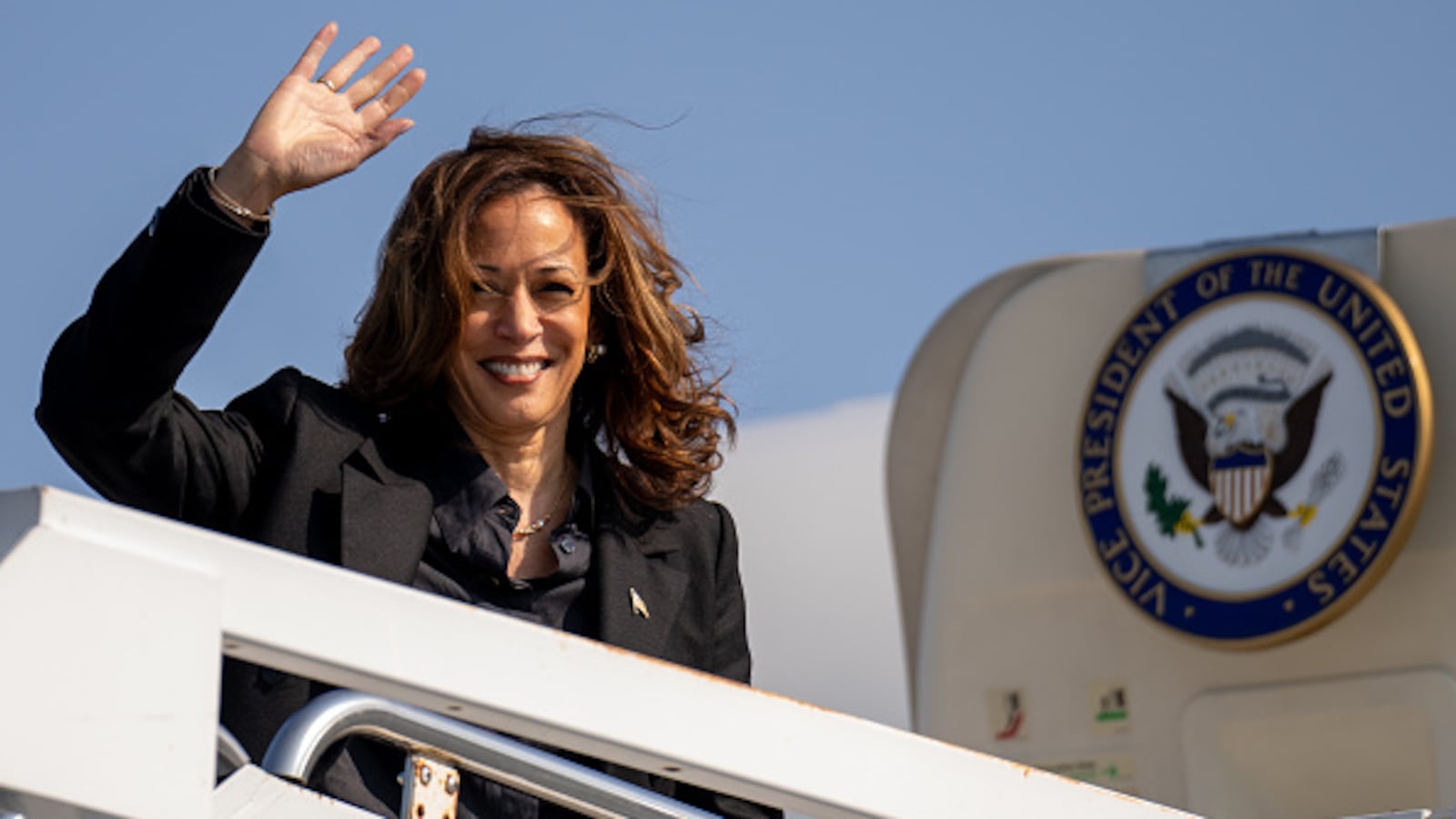 Kamala Harris boards her plane at John Murtha Johnstown-Cambria Airport on September 13, 2024 in Johnstown, Pennsylvania.