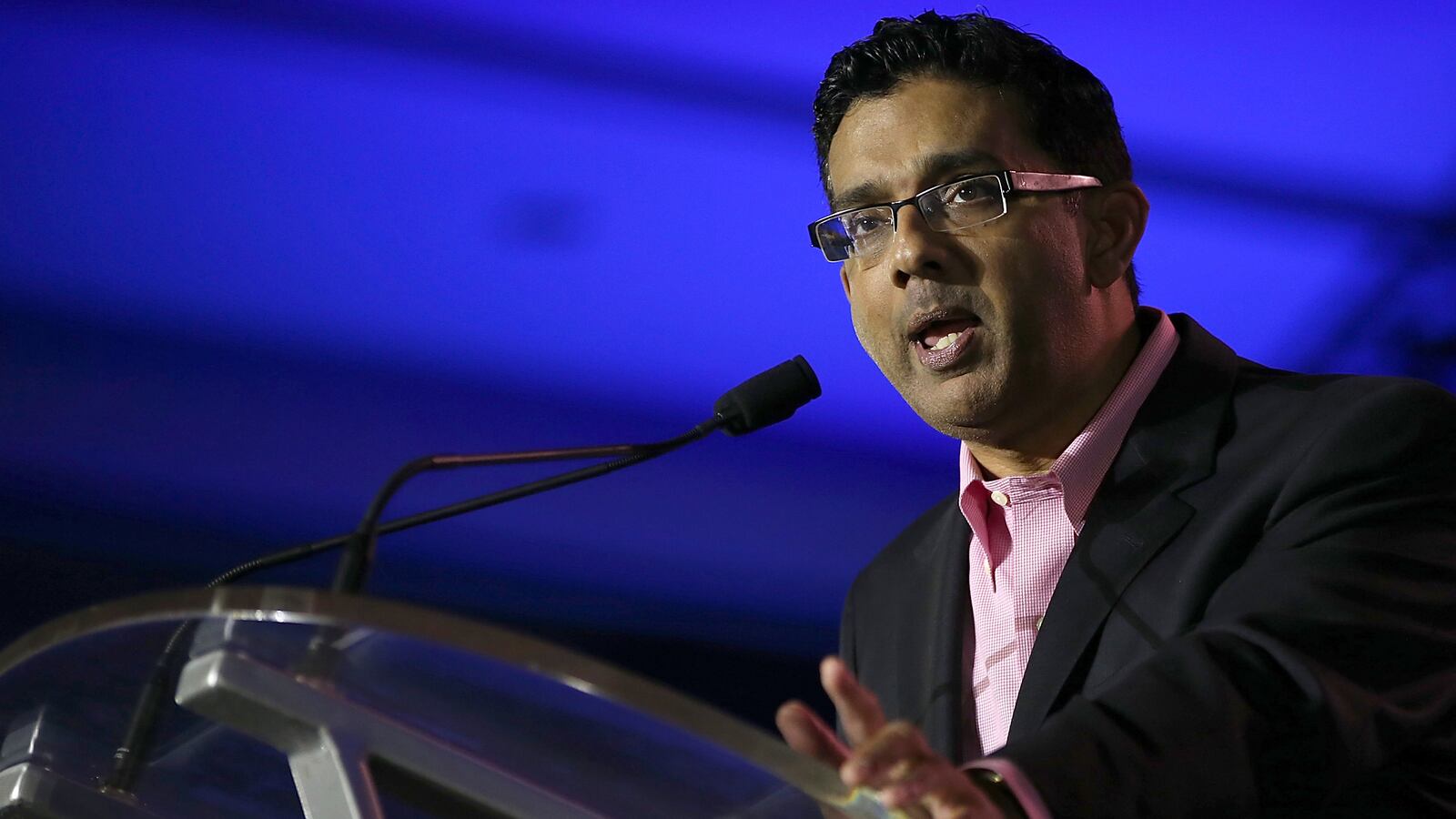 180221-Dinesh-D-Souza__kqvsdb