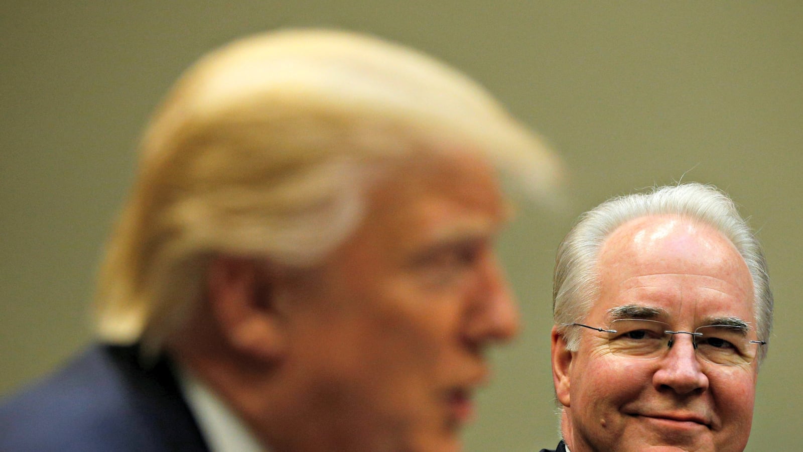 cheats/2017/03/13/white-house-strenuously-disagrees-with-cbo-report-on-gop-health-care-plan/170313-trump-price-cheat_icvqtk