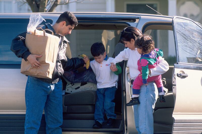 galleries/2012/03/05/super-pacs-biggest-donors-from-soldiers-to-ceos-photos/homemakers-super-pac-donor-occupations_kuy5bx