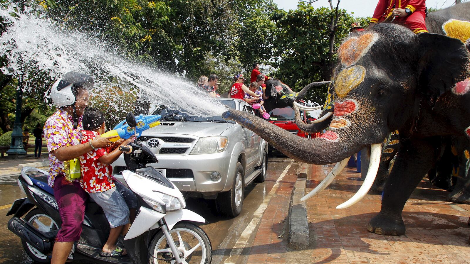 galleries/2015/04/11/the-week-in-pictures-april-11-2015/150410-WIP-tease_iafafz