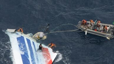 articles/2011/05/04/air-france-flight-447-crash-timeline/irving-air-france_178041_mlkndd