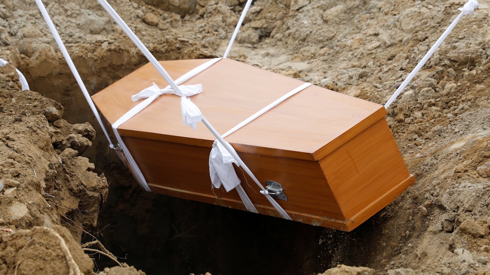 2020-07-28T170530Z_1_LYNXNPEG6R1DK_RTROPTP_4_HEALTH-CORONAVIRUS-INDIA_jbzxlz