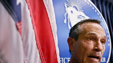 cheats/2009/04/15/meet-the-new-border-czar/alan-bersin_rh7hbw