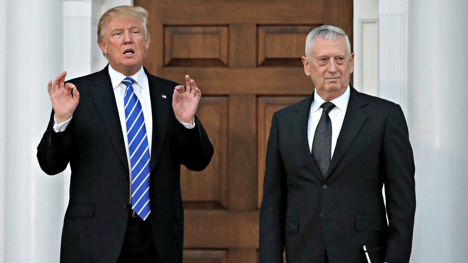 cheats/2016/12/01/wapo-trump-picks-gen-mattis-for-defense-secretary/161201-mattis-trump-cheat_ibluii