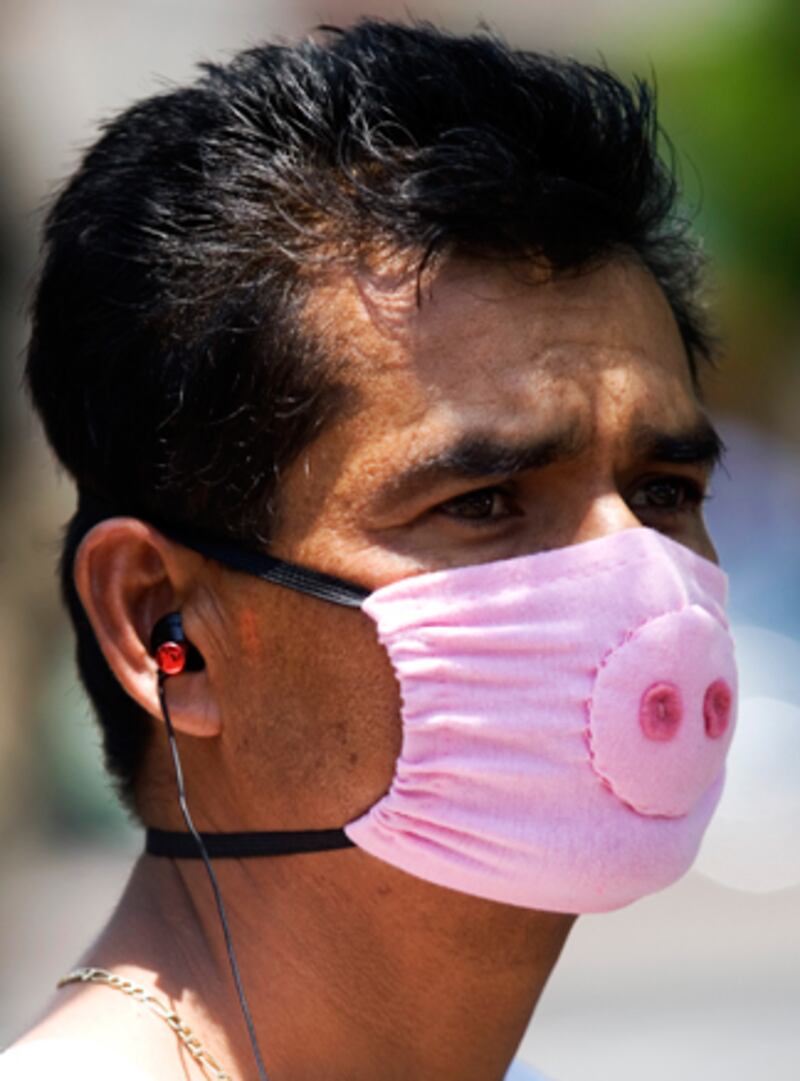 galleries/2009/04/29/face-mask-chic-the-new-fashion-rage/face-masks-3_zrpgsv