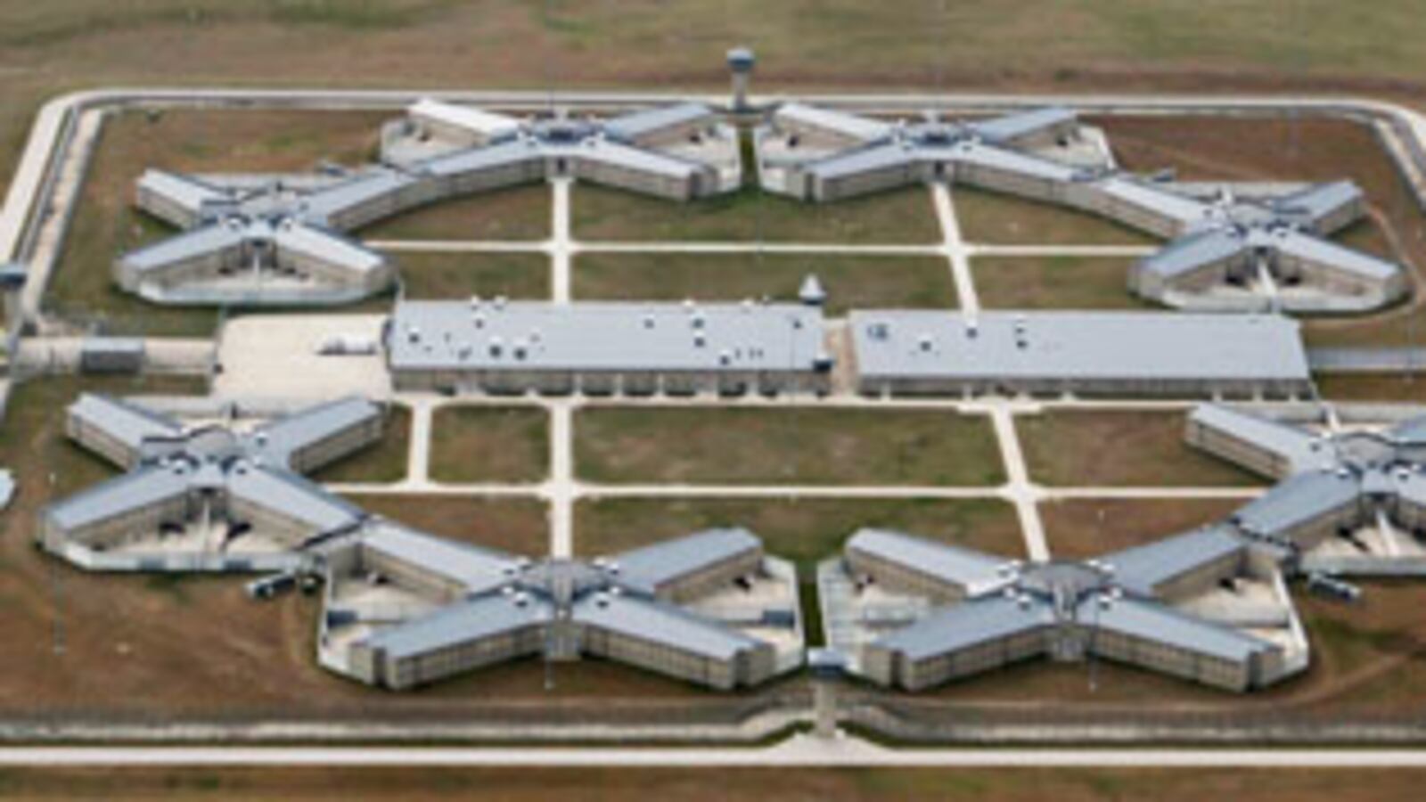 articles/2009/12/22/a-fate-worse-than-gitmo/shargel-guantanamo_70672_jxry57