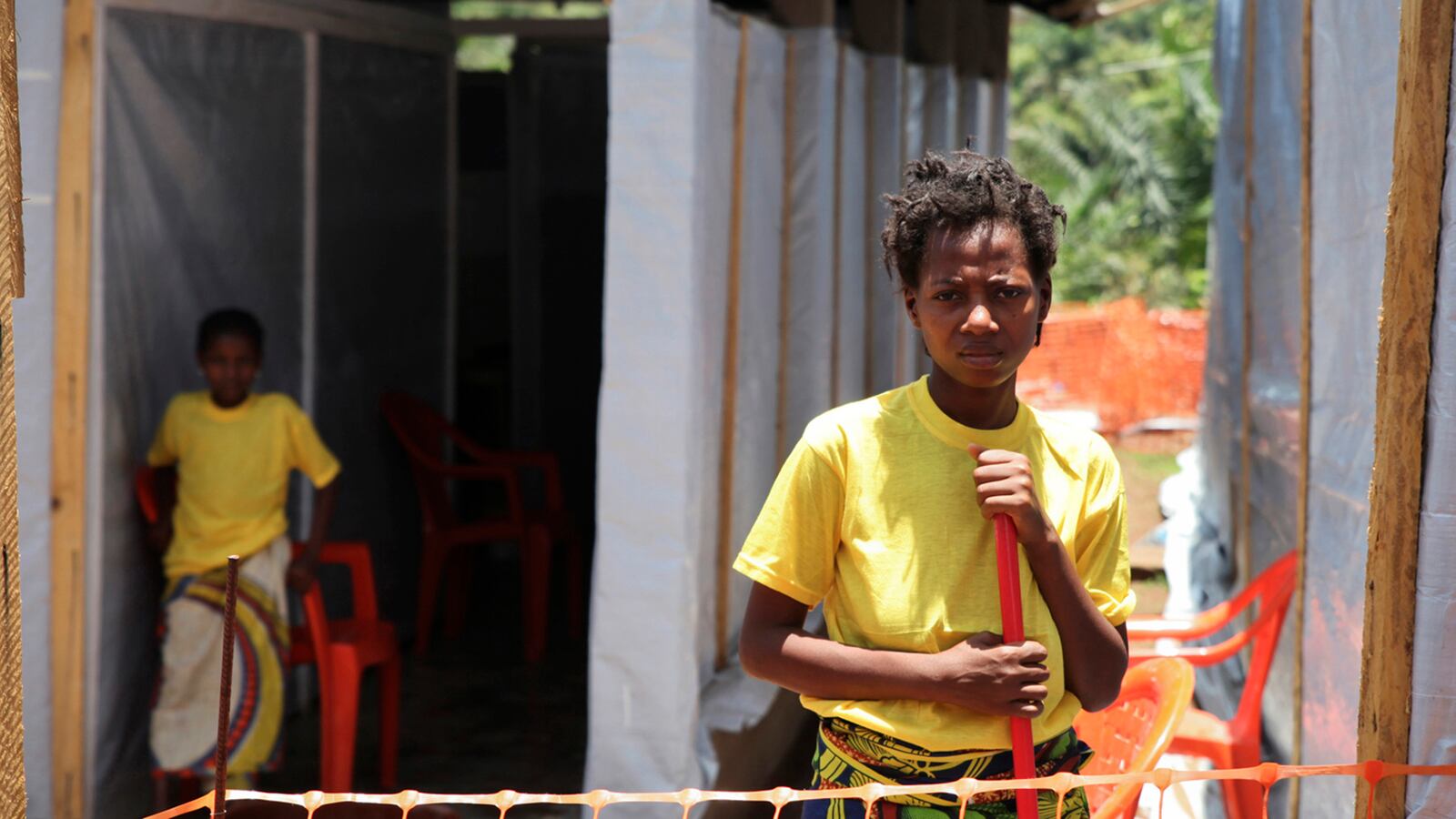 cheats/2014/06/27/who-ebola-outbreak-worst-ever/140627-ebola-cheat_ljtevw