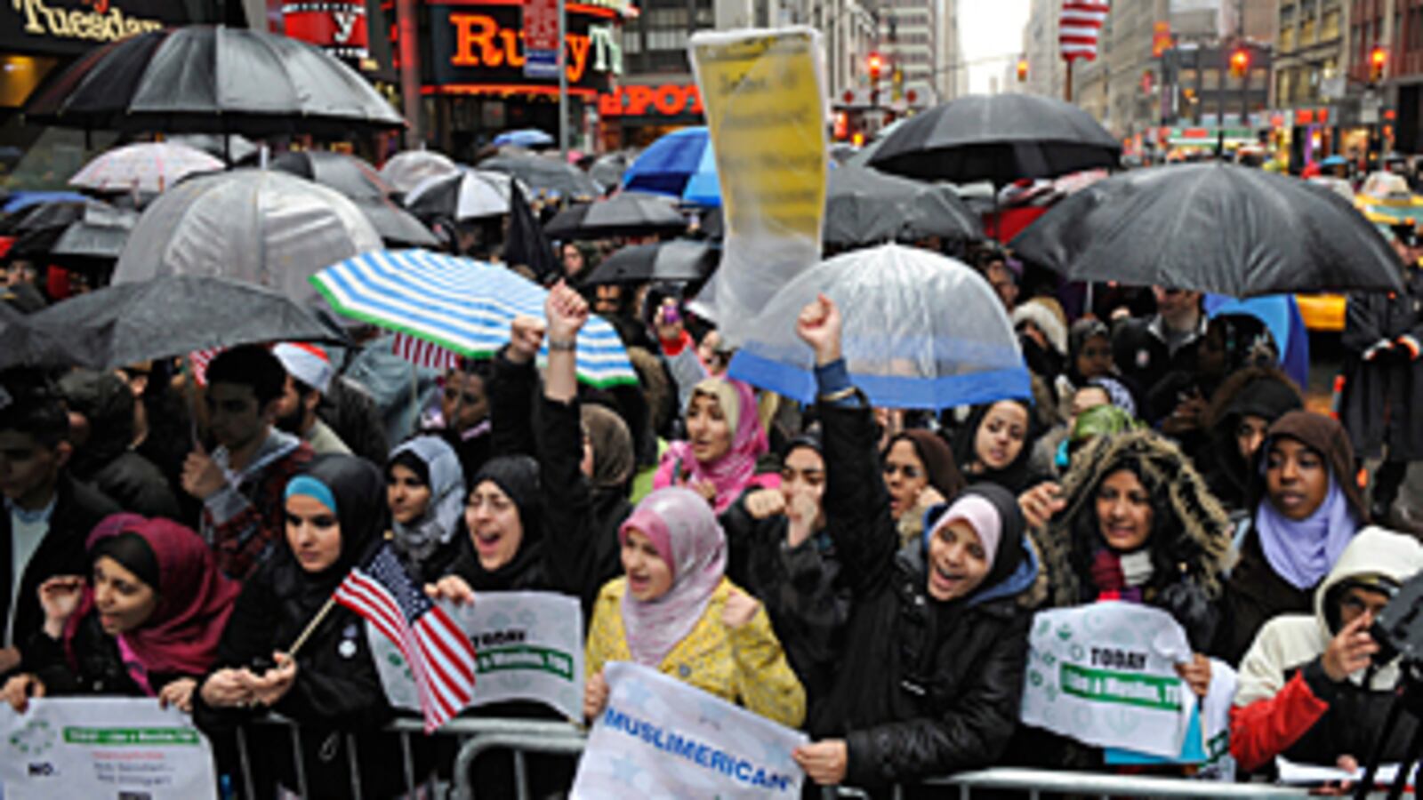 cheats/2011/03/07/muslims-protest-rep-pete-kings-terror-hearings/pete-king-protest_c5vtvg