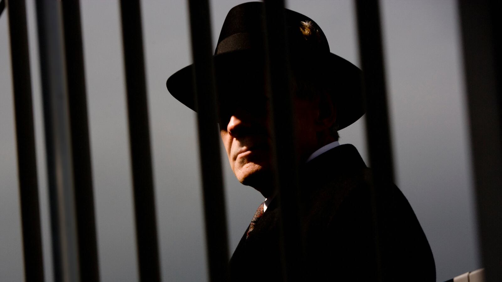 articles/2014/06/11/from-hush-hush-to-tweet-tweet-why-the-cia-is-embracing-social-media/140611-grove-cia-twitter-tease_j704kd