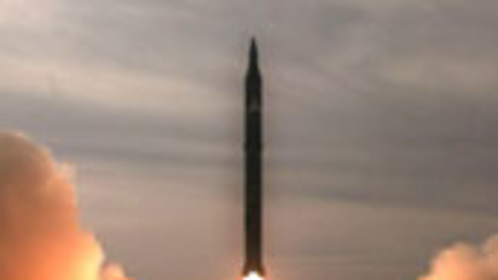 articles/2010/04/12/the-nuke-summit-is-boring/beinart-nukes_93711_kc2vtj