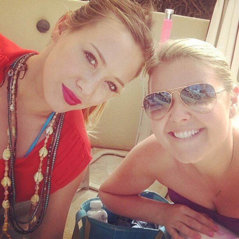 galleries/2013/03/03/kim-kardashian-nicki-minaj-more-celebrity-twitter-pictures-photos/130303-twitpics-hillary-duff_xbimxb