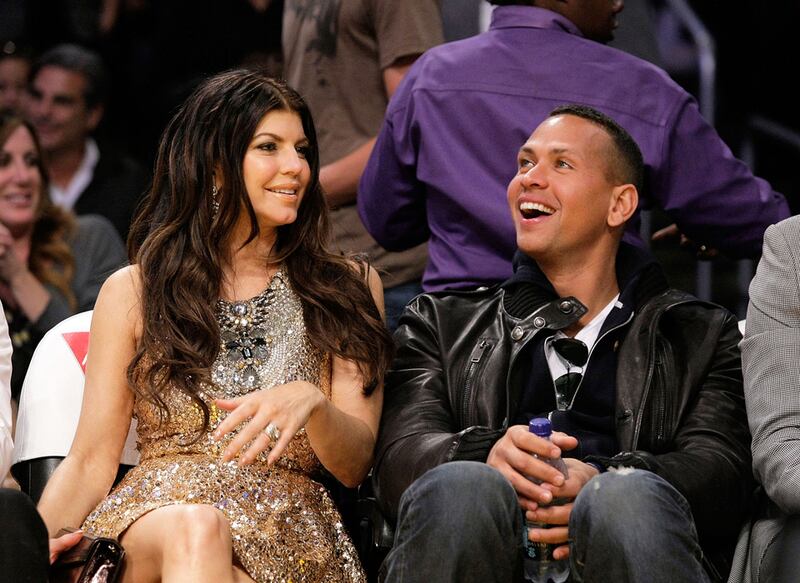 galleries/2011/01/06/unlikely-courtside-matches/unlikely-courtside-matches---fergie-rodriguez_juafpu