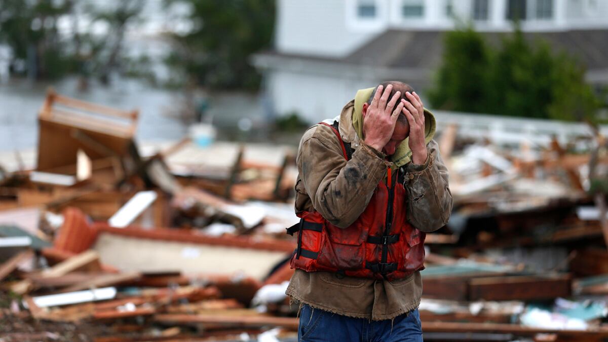 articles/2012/11/01/the-economic-losses-from-superstorm-sandy-continue-to-mount/economic-cost-of-sandy-zeitlin_ru48bz