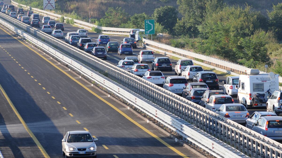 articles/2012/07/07/the-mafia-built-highway-that-could-cost-italy-471-million/italy-highway-nadeau_yc5wfi