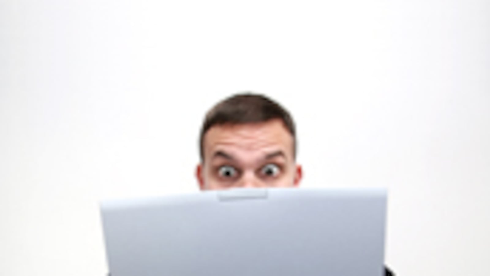 articles/2009/02/16/blackballed-by-facebook/bragman-facebook-laptop-shock_14162_oddpdi