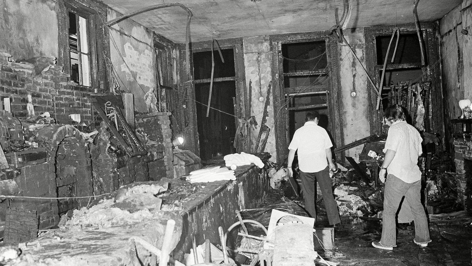 190-512-fieseler-upstairs-lounge-fire-hero_o0jlrc