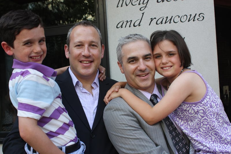 galleries/2011/07/24/new-york-gets-hitched/gay-marriage1_xtduxx