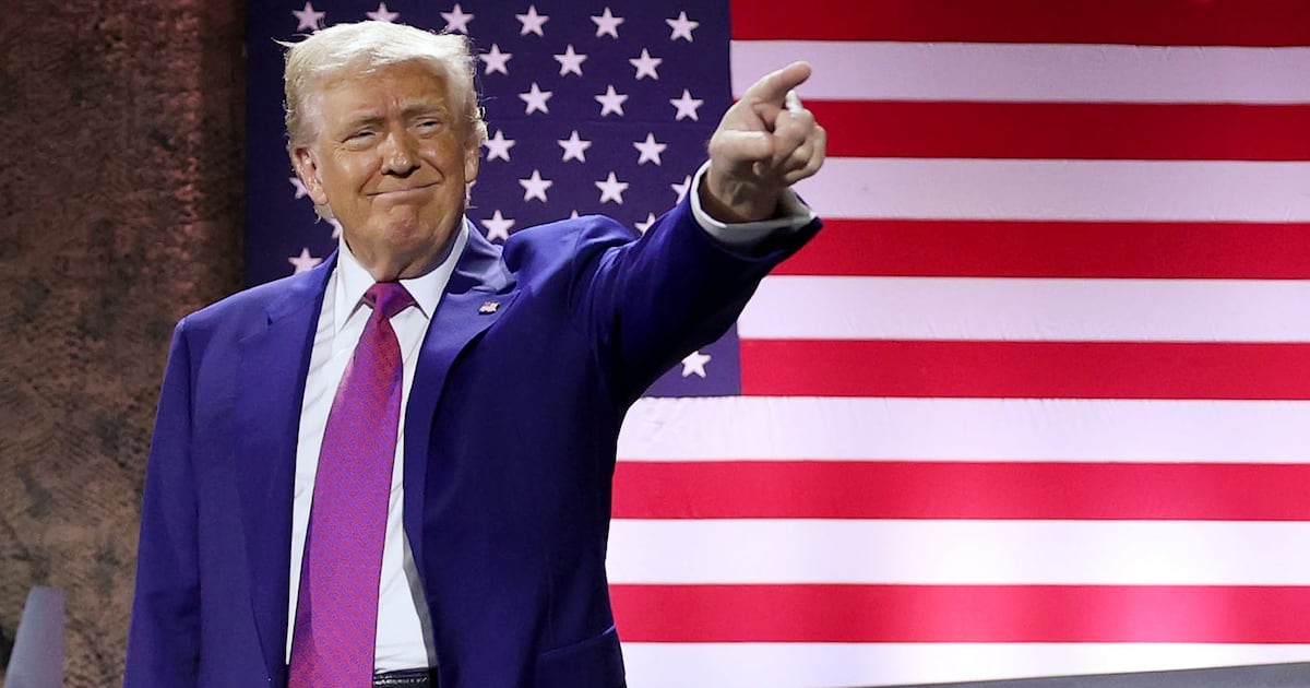 Trump Orders Troops to Applaud Podcast Bro Who Helped His Campaign