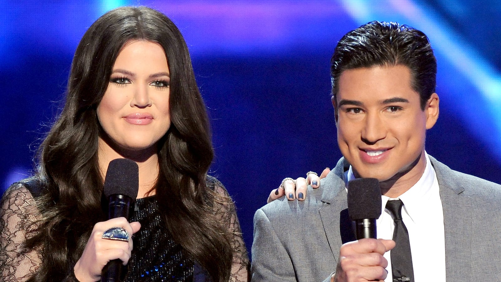 cheats/2013/04/23/khloe-kardashian-leaving-x-factor/130423-x-factor-kardashian-cheat_dbfzmu