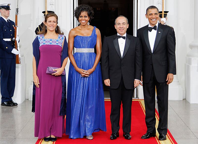 galleries/2011/01/19/the-first-ladies-of-state-dinners/state-dinners---obama-1_k9xrsi