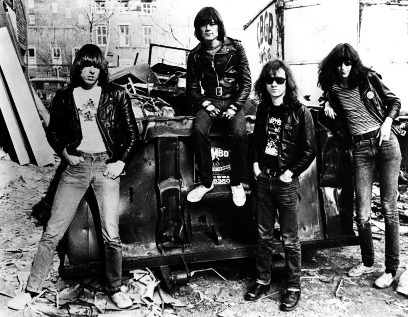 articles/2016/04/12/a-museum-is-the-worst-place-to-celebrate-punk-and-the-ramones/160411-supernova-ramones-embed4_g8zujo
