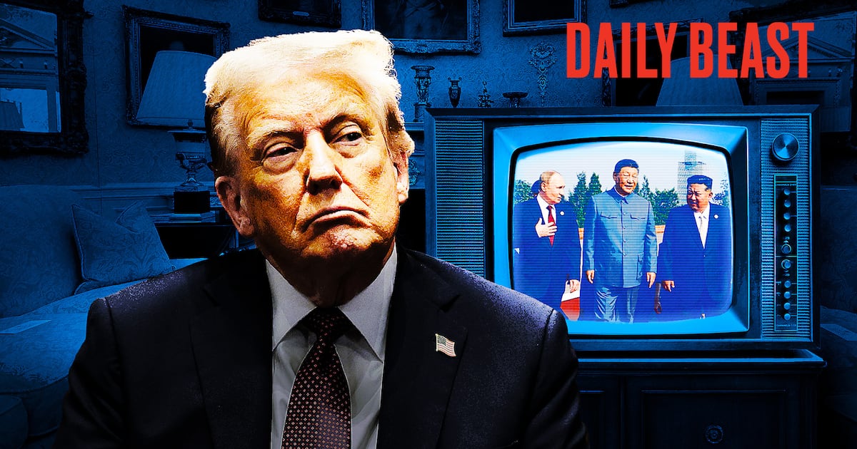 This Is How Trump Just Got Triply Humiliated: Political Guru