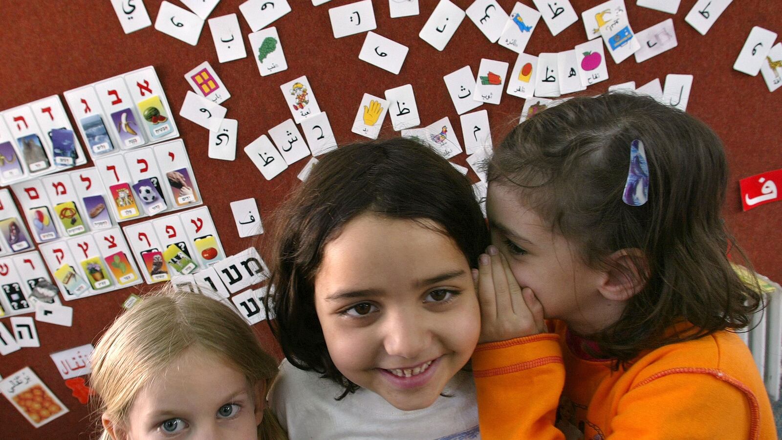 articles/2012/05/18/meet-the-palestinians/hand-in-hand-kids-openz_d7xqgp