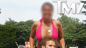 articles/2009/03/31/the-gops-house-hottie/mccain-schock-abs_20208_twpgp2