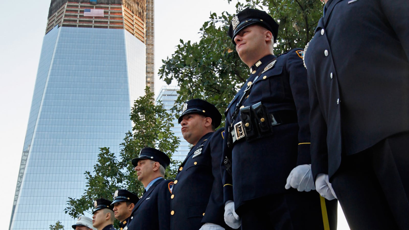 cheats/2011/09/11/ground-zero-marks-10-years/moment-silence-911-cheat_vwsjzl