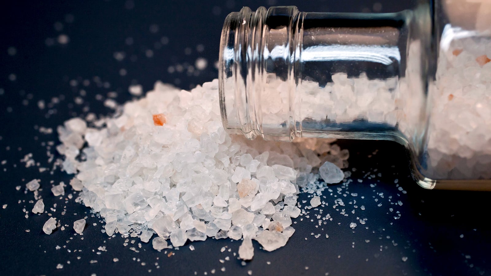 171214-nemtsova-bath-salts-tease_sgo8hq