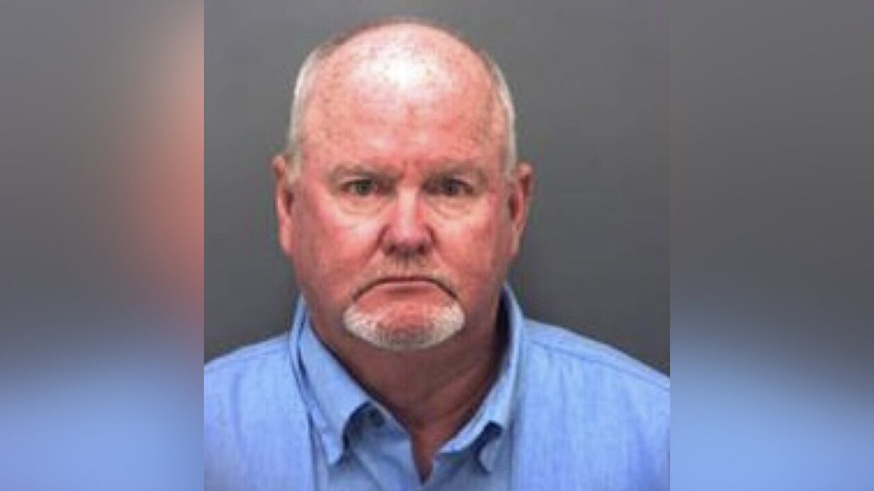 imgonline-com-ua-FrameBlurred-3McCcjioMp1NZv_jhchyx