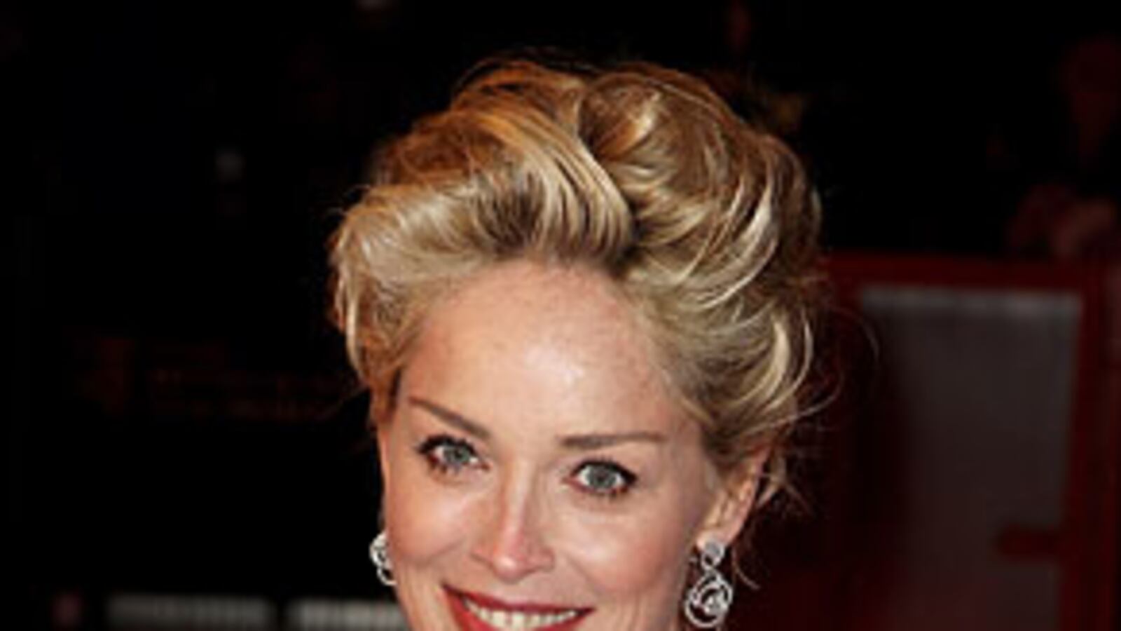 cheats/2010/01/05/sharon-stone-joins-law-amp-order-svu/gaffes---sharon-stone_sgfymb