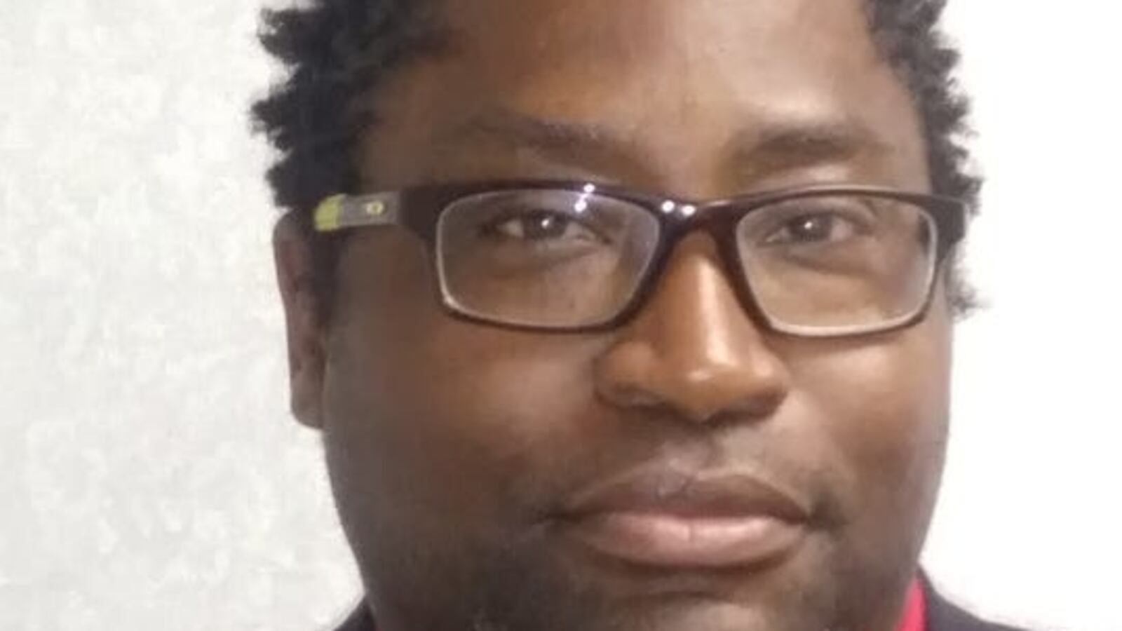 bfcf707b-8b5d-4d7d-a43d-ae31a20d1903-SAUNTORE_THOMAS_gwvvzo