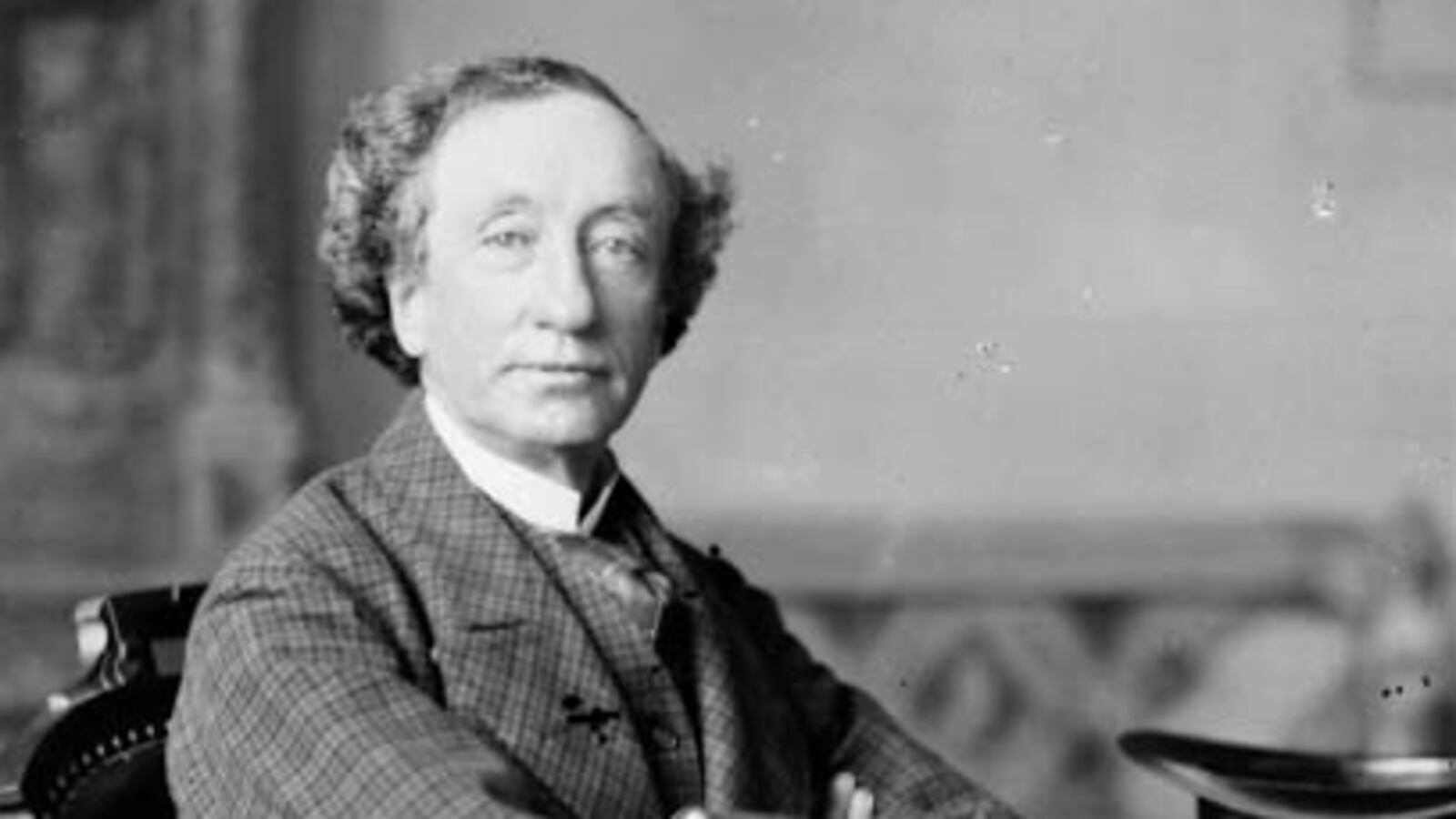 articles/2012/11/17/let-s-properly-honor-canadian-icon-john-a-macdonald/Screen_Shot_2012-11-17_at_8.36.24_AM_c4nscw