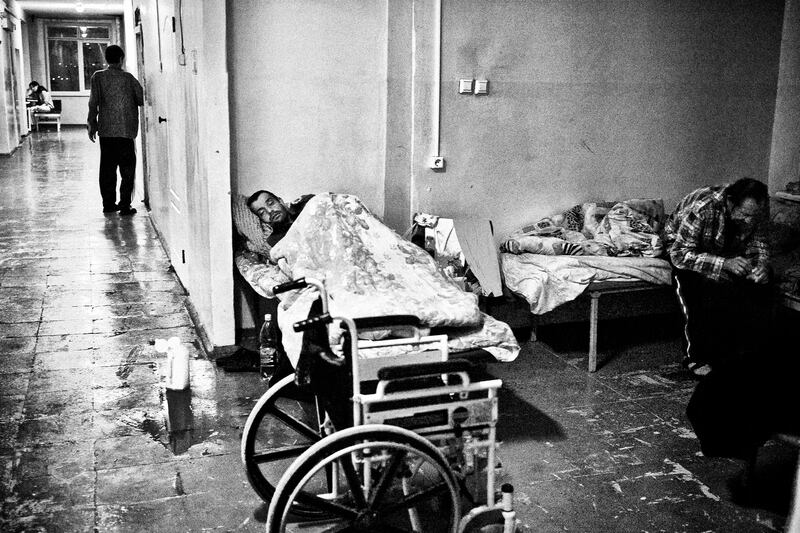 galleries/2013/07/01/inside-russia-s-hospitals-of-last-resort-photos/130628-friedman-hospital13_gujlwz