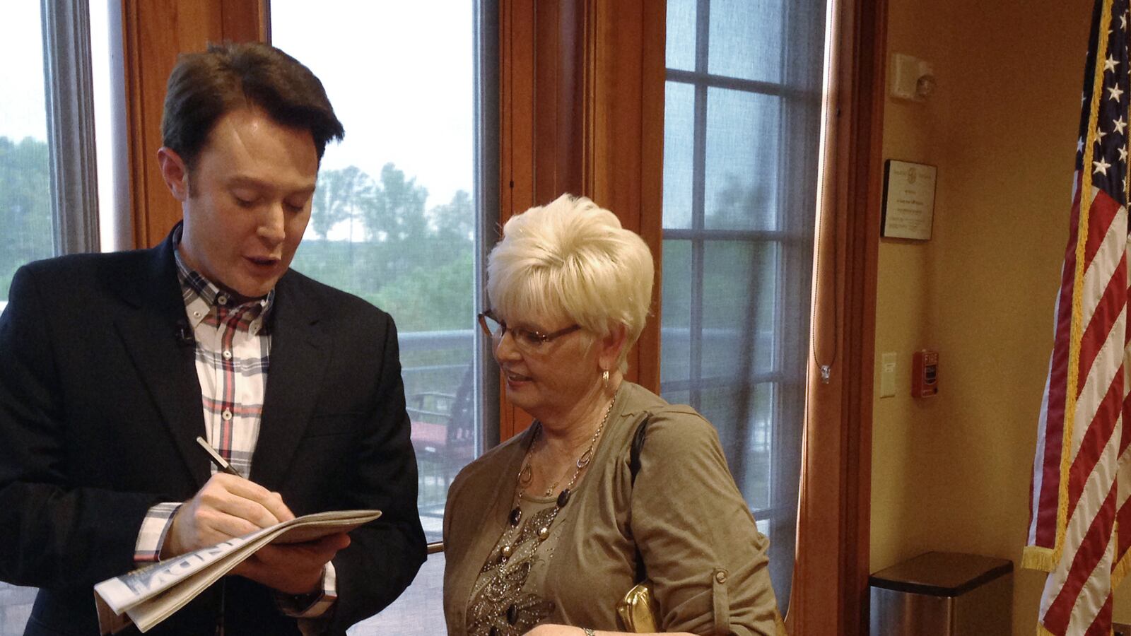 cheats/2014/05/13/clay-aiken-beats-dead-man-in-primary/140513-clay-aiken-cheat_b7877a