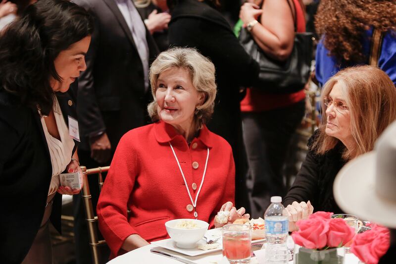 galleries/2014/10/22/the-women-in-the-world-texas-forum-photos/141022-witwtx-lunch_t4hsqa