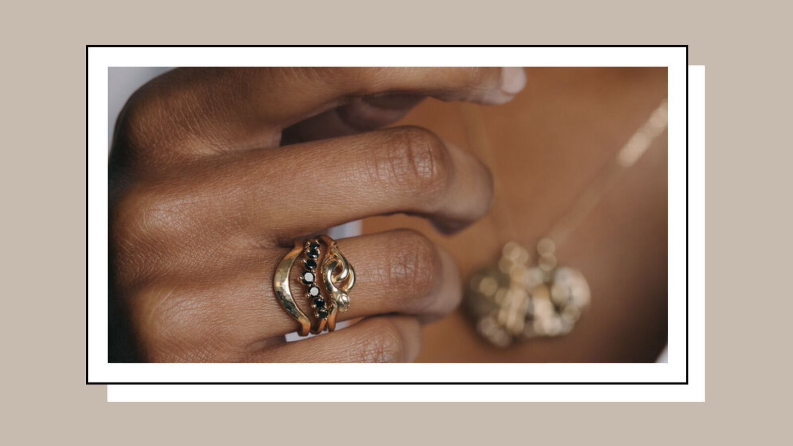 Person wearing an Anna Sheffield ring.