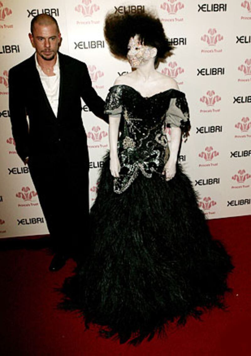 galleries/2010/02/11/alexander-mcqueen/alexander-mcqueen-2_iojt0s