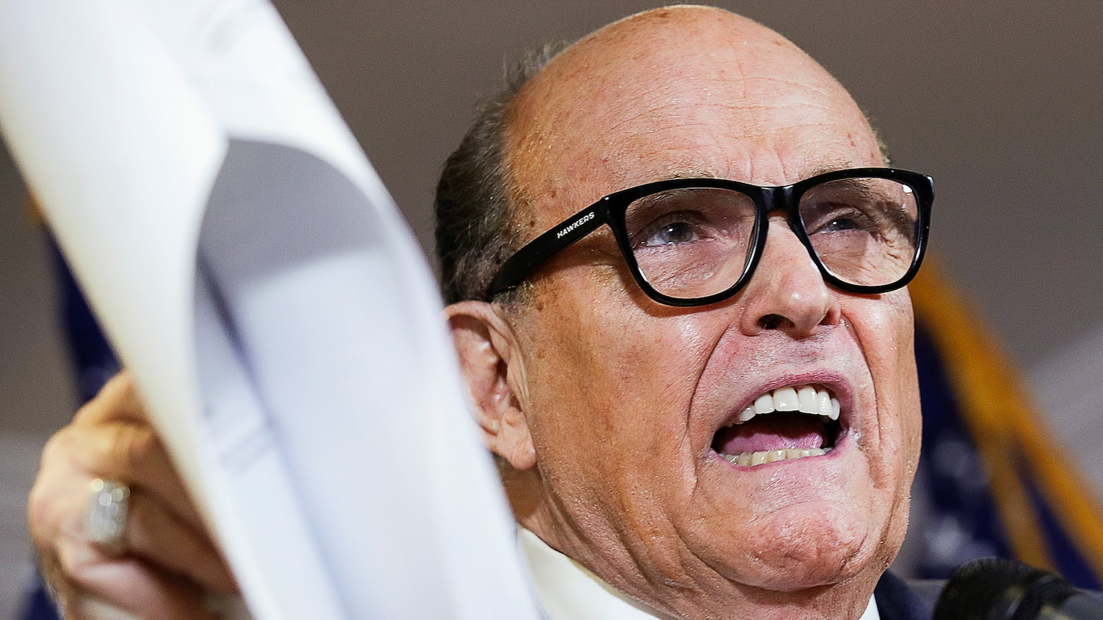 2020-11-19T181222Z_882154972_RC2I6K9H4DCG_RTRMADP_3_USA-ELECTION-TRUMP_dzf4ac