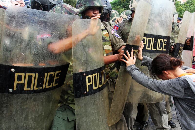 galleries/2011/10/27/photo-of-the-day/photo-of-day-112811-01_kzyzel