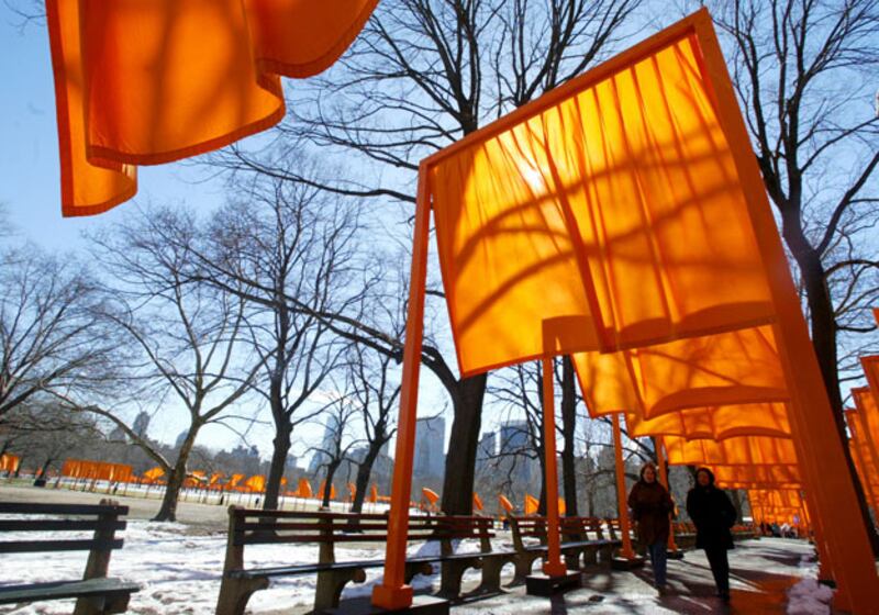 galleries/2009/11/25/remembering-jeanne-claude/jeanne-claude-7_jzkq4z