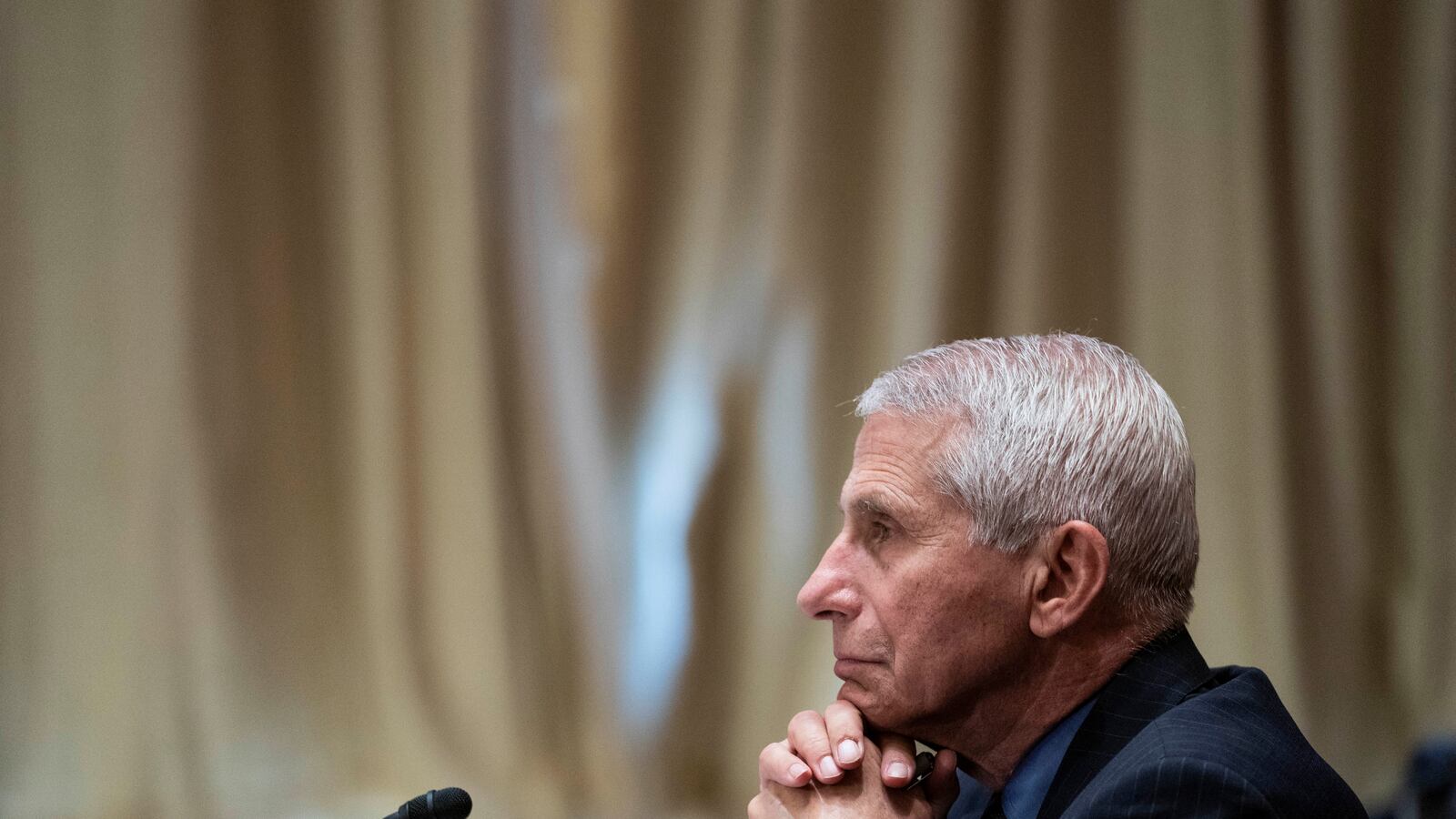 2021-05-26T151256Z_869350264_RC2PNN9EIKJS_RTRMADP_3_HEALTH-CORONAVIRUS-SENATE_qhy2i9