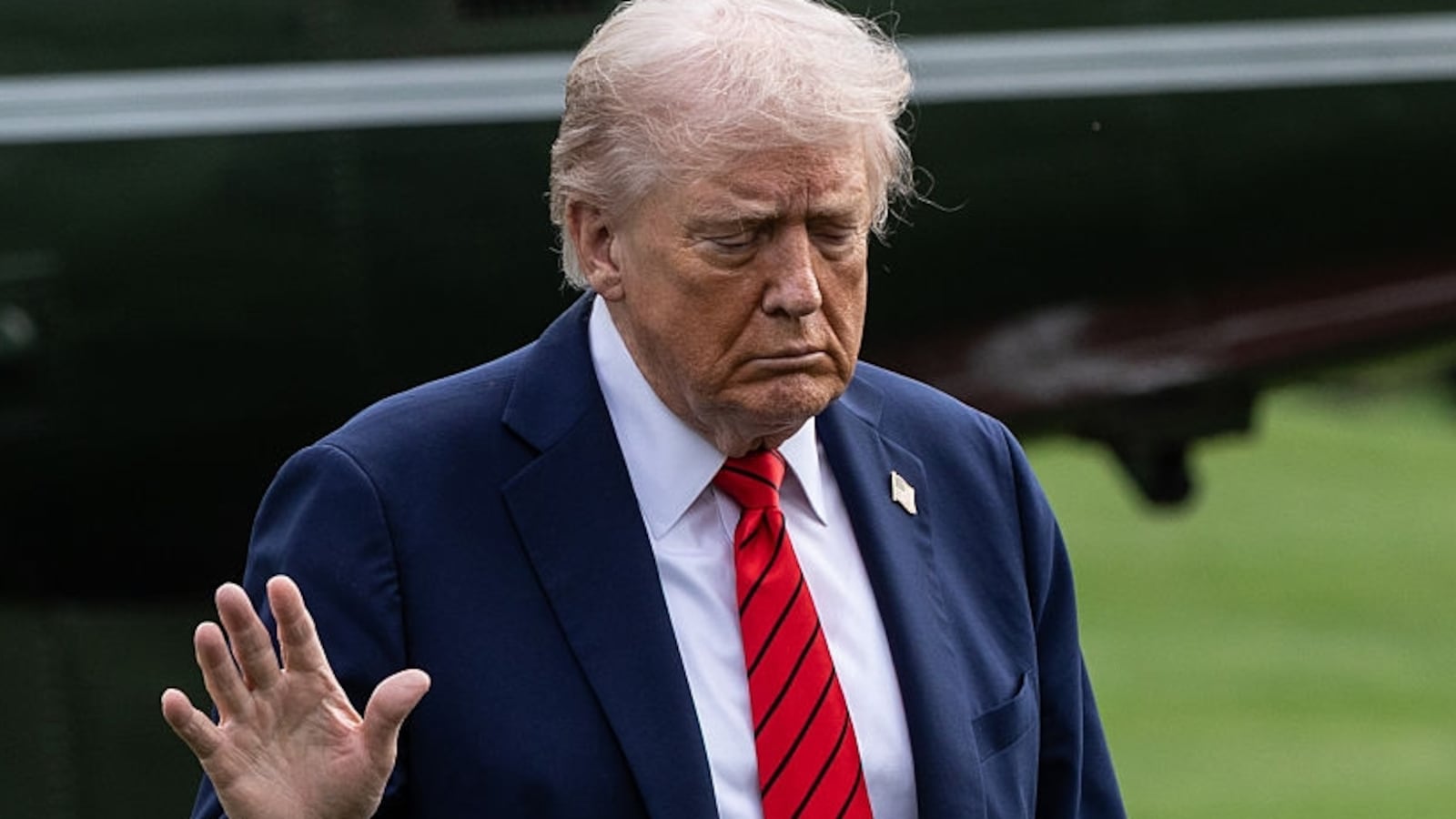 President Donald Trump returns to the White House following a visit to Walter Reed National Military Medical Center on October 10, 2025 in Washington, DC.